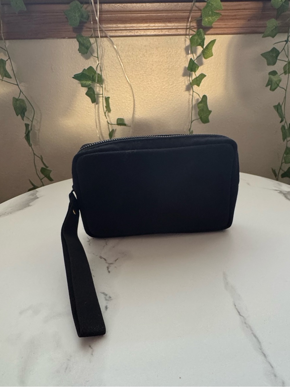 Valentino Black Wristlet Clutch Pouch GWP!! - Picture 6 of 6